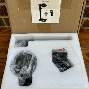 InnoGear NIB Spring Built in Microphone Stand MU028